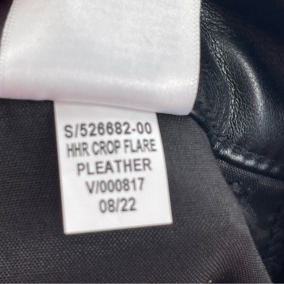 Old Navy Higher High-Waisted Faux-Leather Cropped Flare Pants - Picture 11 of 13